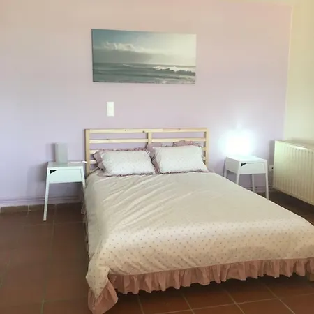 Διαμέρισμα Traditional Studio Near Airport And