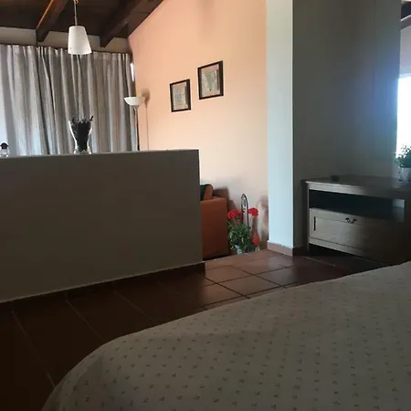 Διαμέρισμα Traditional Studio Near Airport And Καρτερός